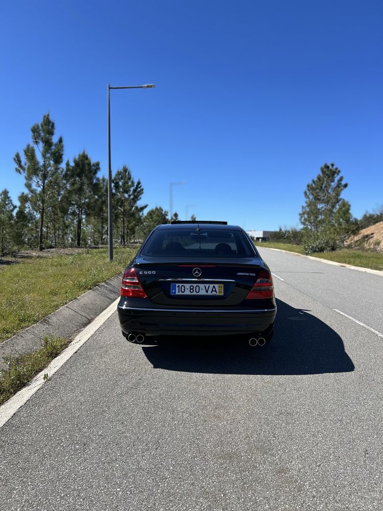 Mercedes Benz E500 V8 AMG