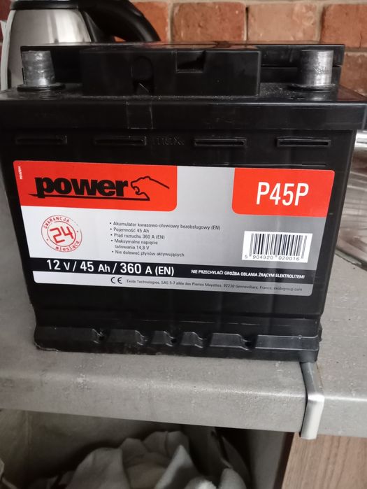 Akumulator samochodowy