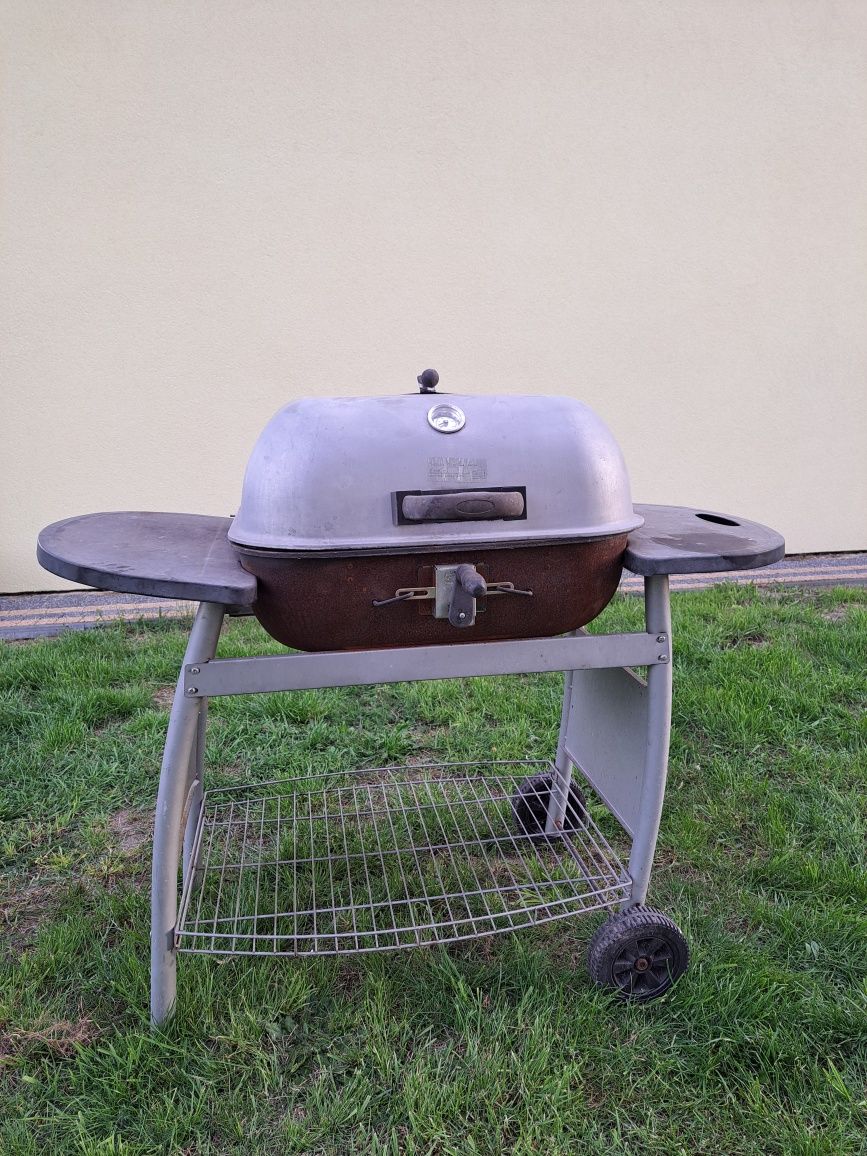 Grill zamykany Tarrington