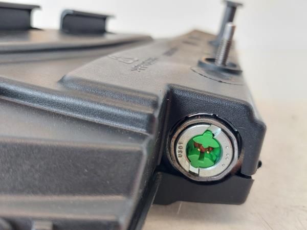 Airbag banco direito VOLVO V50 (MW)