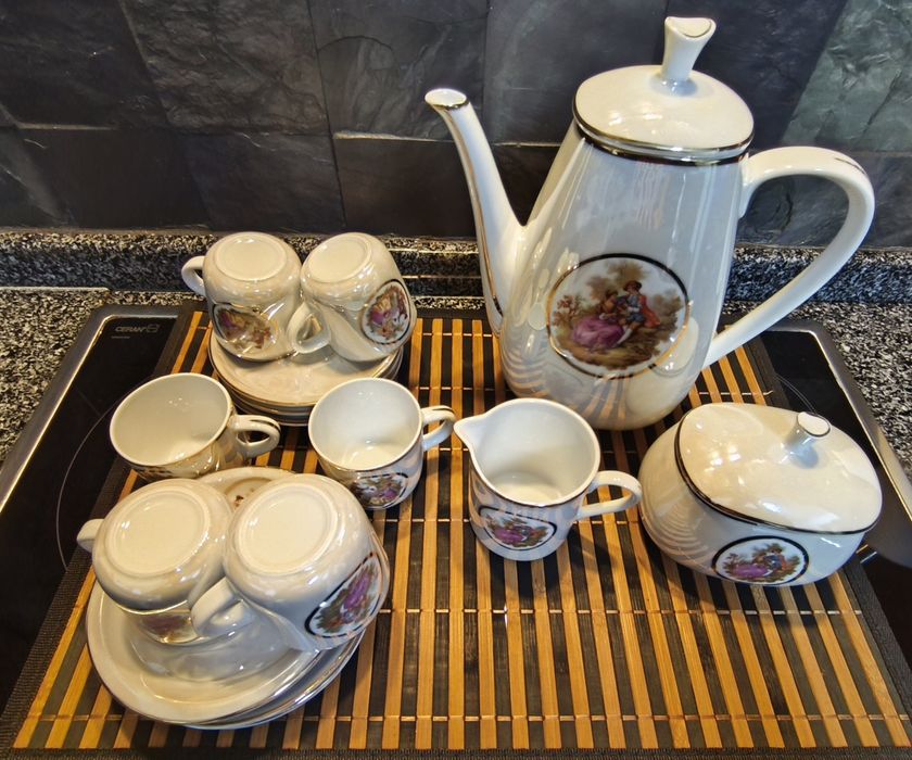 Serviço de café vintage