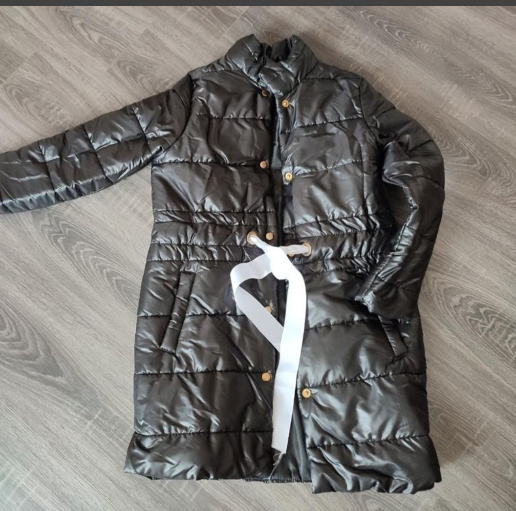 Стильна жіноча  куртка 44 р