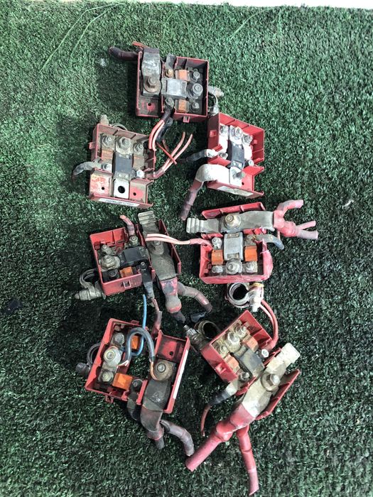 Клема рено меган 2 сценік renault megane scenic кришка клеми клєми