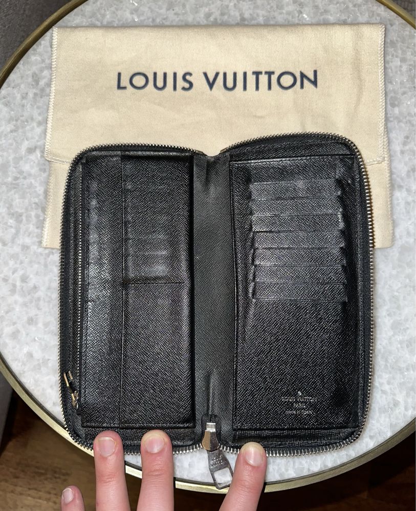 Кошелек-портмоне Louis Vuitton