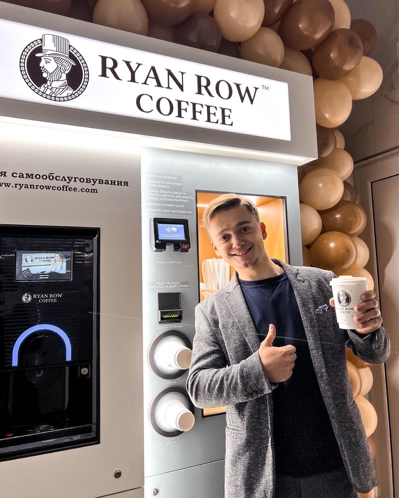 Технологічна кав’ярня самообслуговування від Ryan Row Coffee