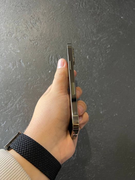 Гарний apple iphone 16 pro 512gb esim акб 93% магазин АйЛавФон