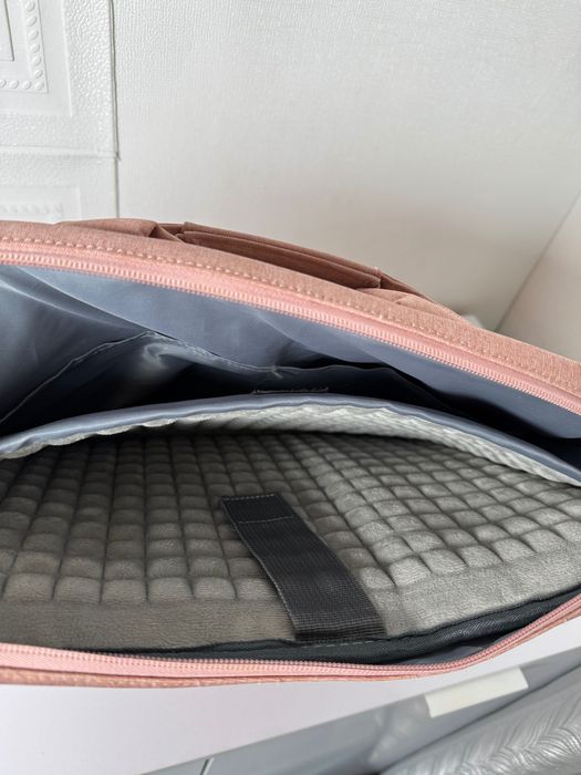 сумка для ноутбука та документів як нова