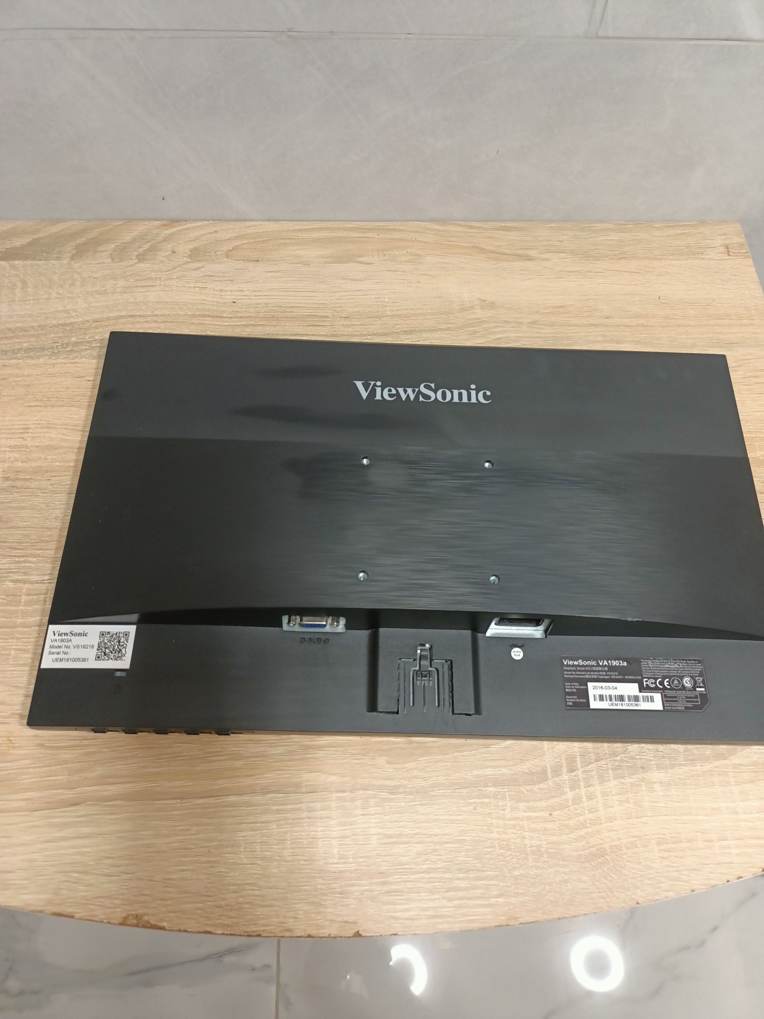 Монітор ViewSonic VA1903A