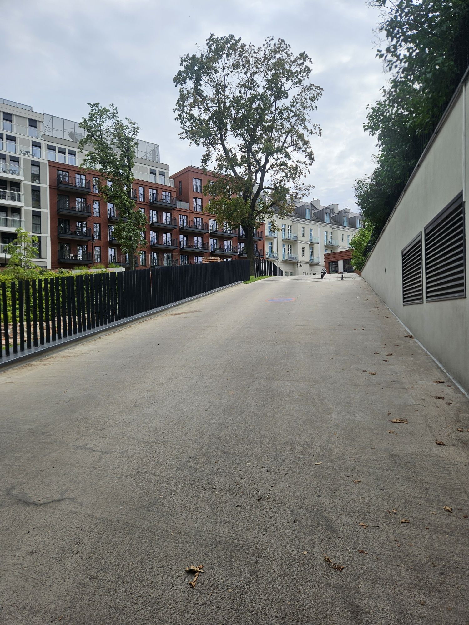 Miejsce parkingowe/Garaż Podziemny/Plac Jana Pawła II