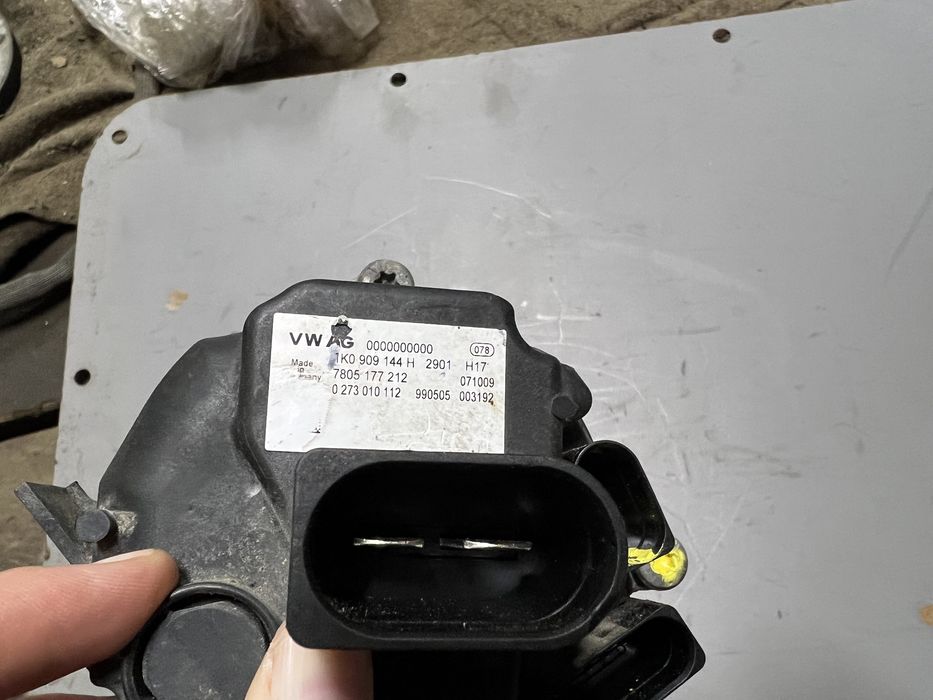 Skoda Seat насос електропідсилювач керма оригніал 1k0909144H