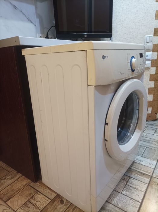 Пральна машина LG