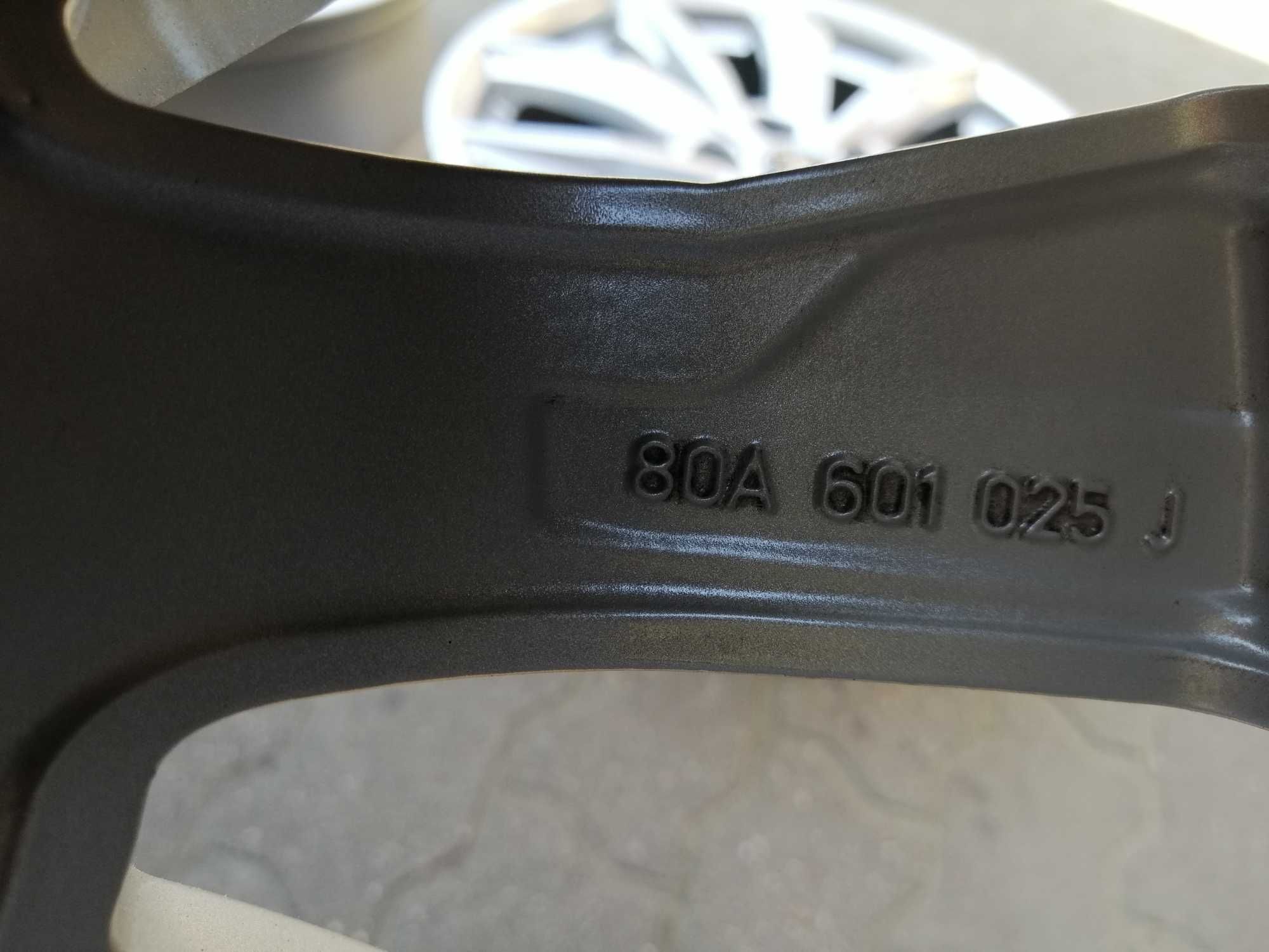 Felgi aluminiowe 5 x 112 R 17 Alufelgi oryginalne Audi Jak Nowe