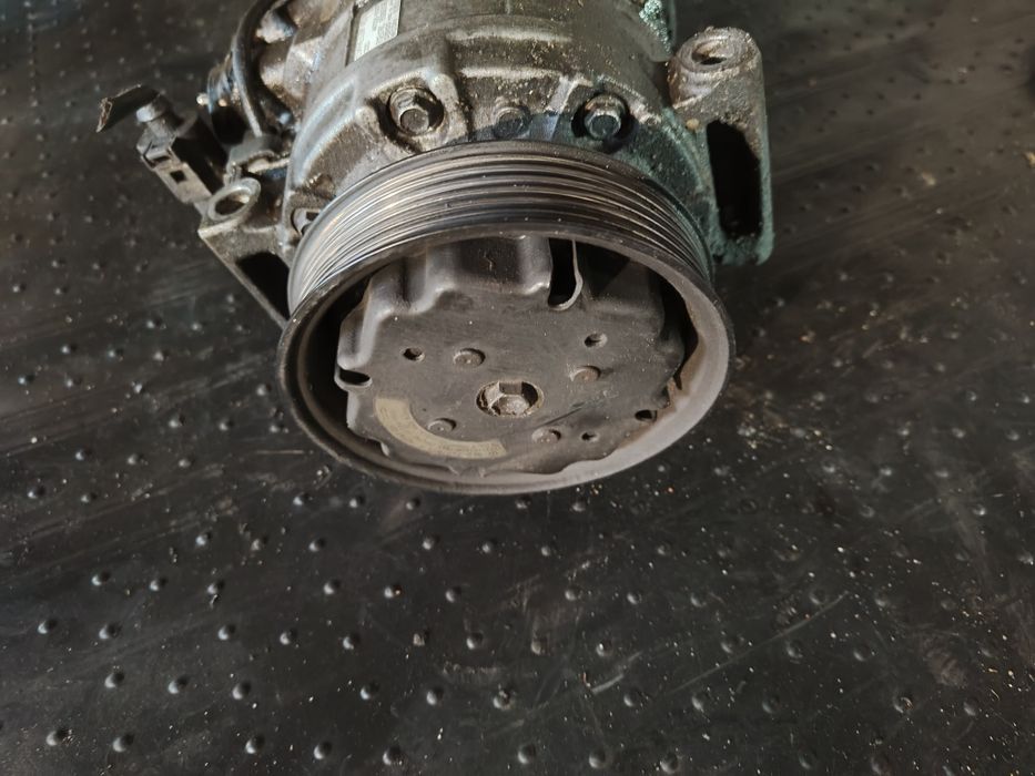 Sprężarka klimatyzacji audi A4 b6 b7 alt passat