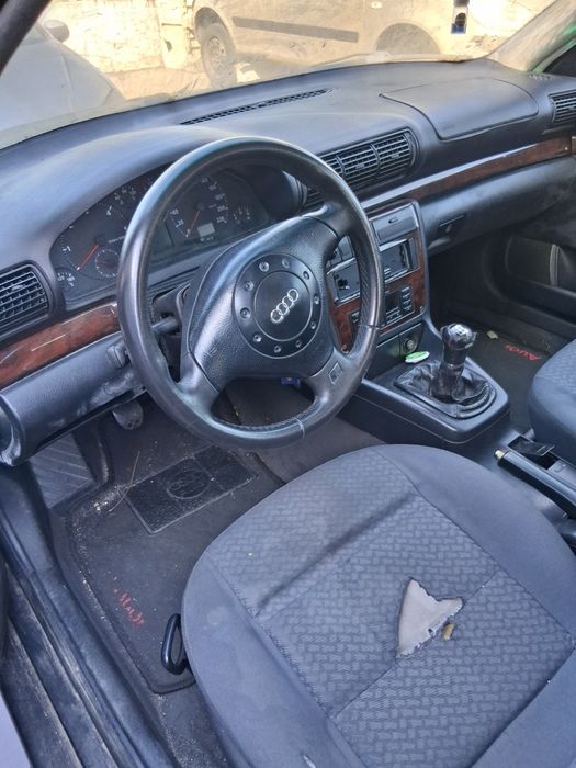 Audi A4 para peças