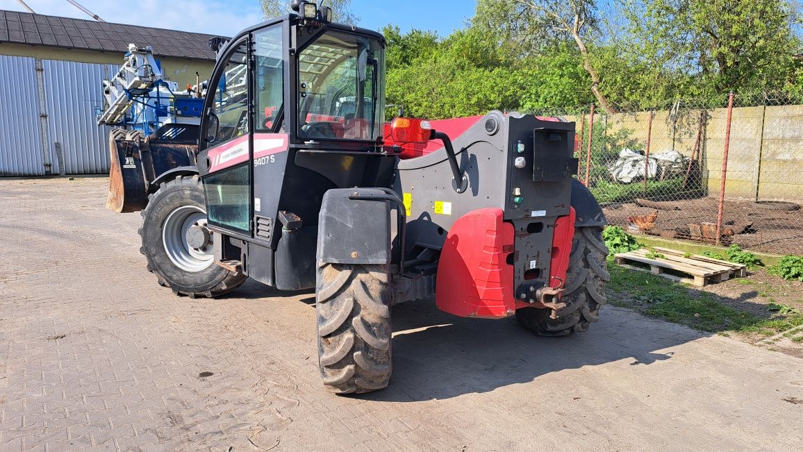 Ładowarka teleskopowa Massey Ferguson 9407 Extra Manitou 733