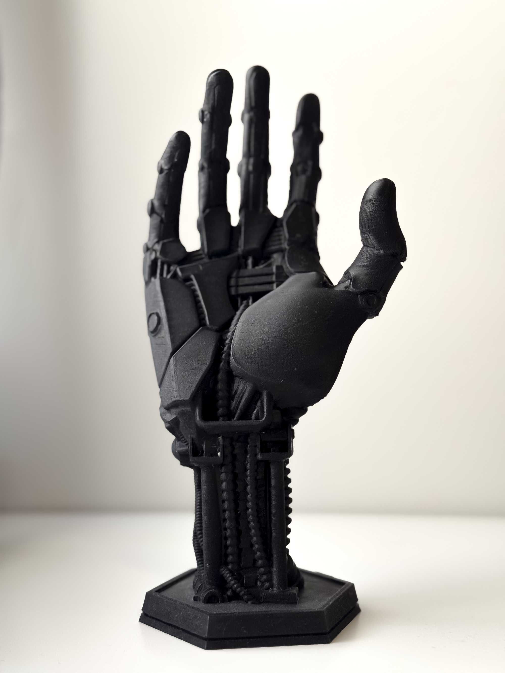 Suporte Gamer em Forma de Mão Robótica