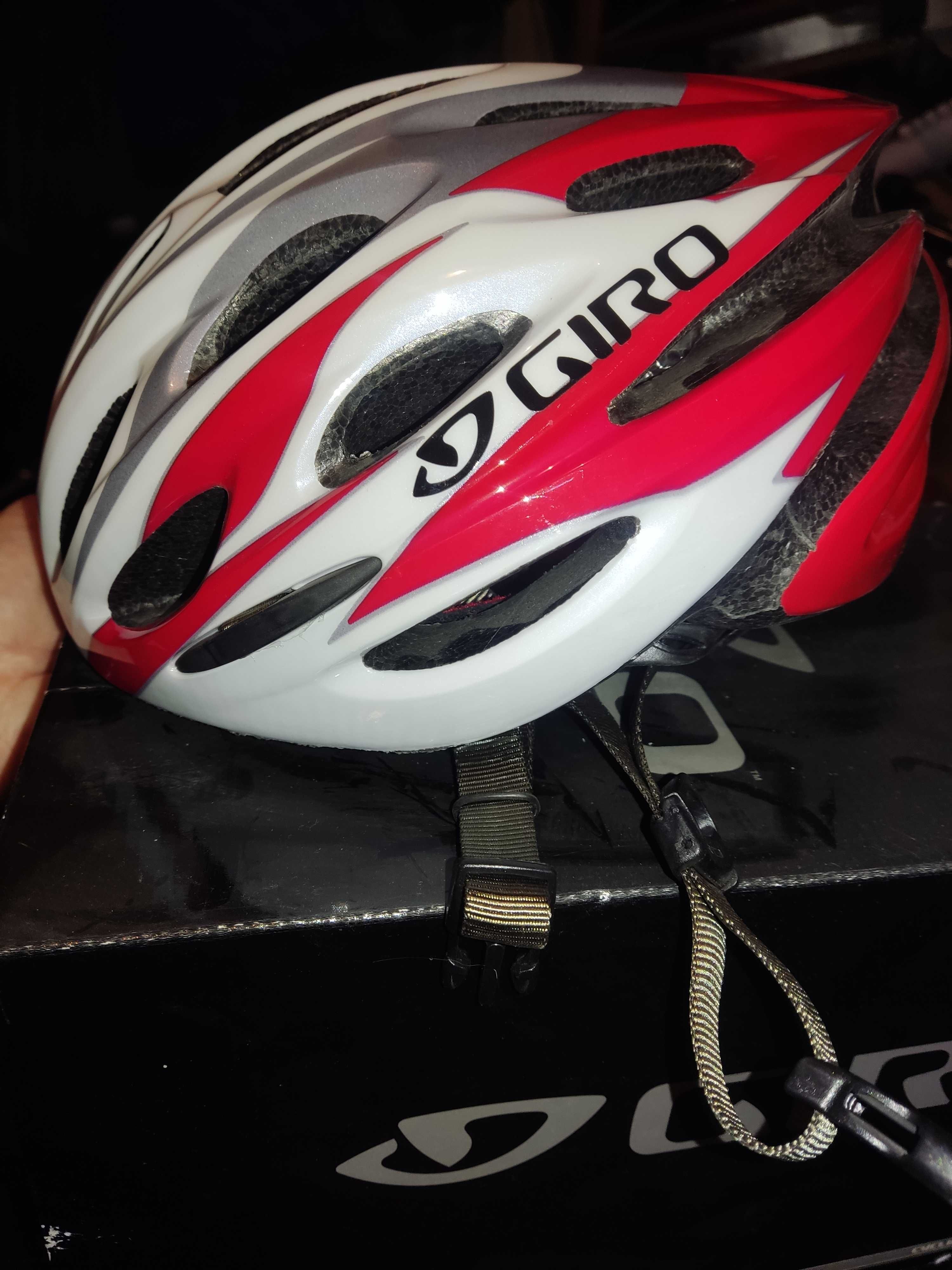 Kask rowerowy GIRO