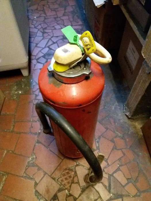 Extintores antigo