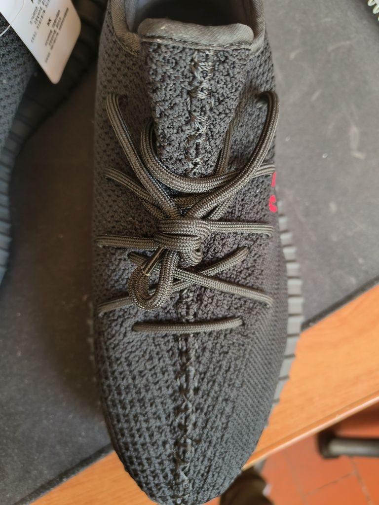 Adidas Yeezy Bred