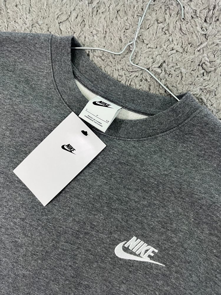Світшот Nike сірий