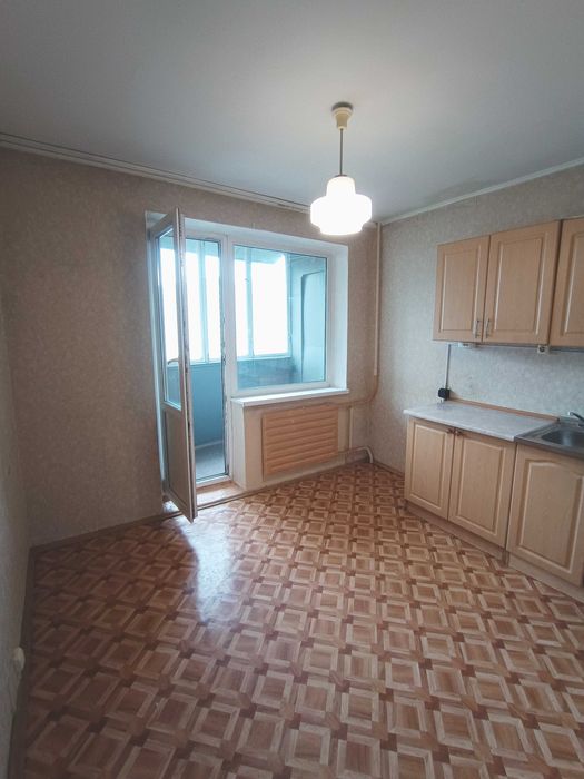 Продається квартира. М ДЕМІЇВСЬКА