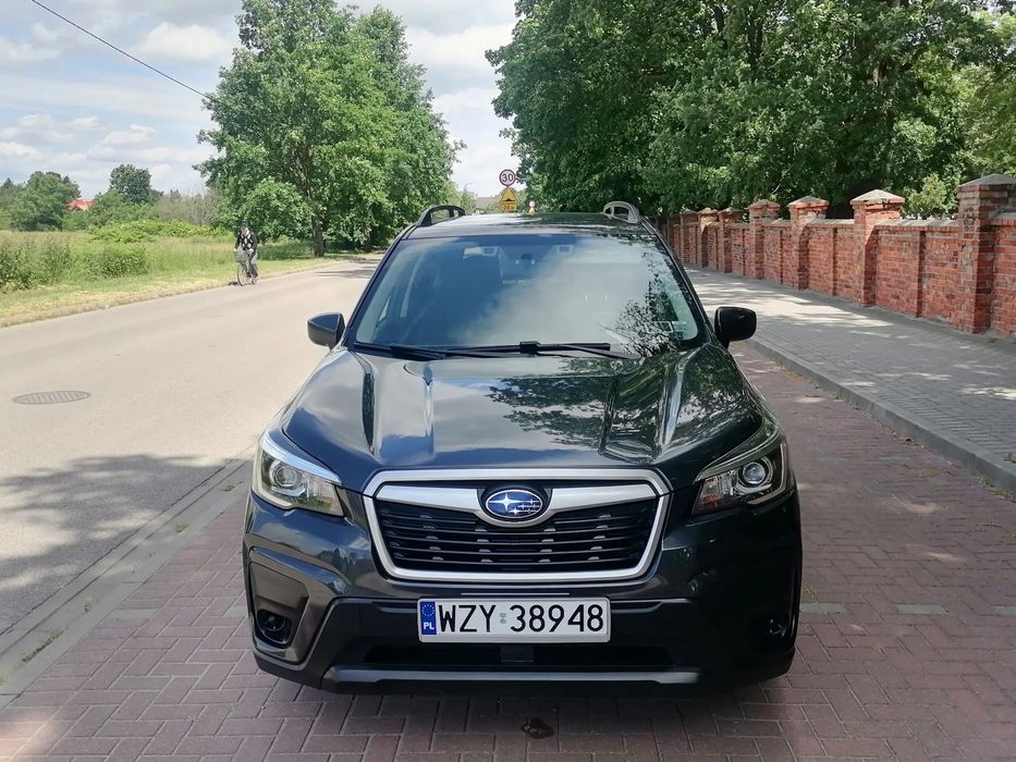 Subaru Forester 2498  benzyna ,  4x4 ,premium