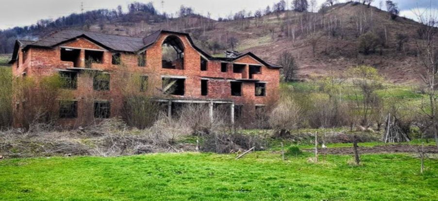 Дитячий Садок-Будинок-Санаторій-Офіс(1569м.кв) Село Волосянка