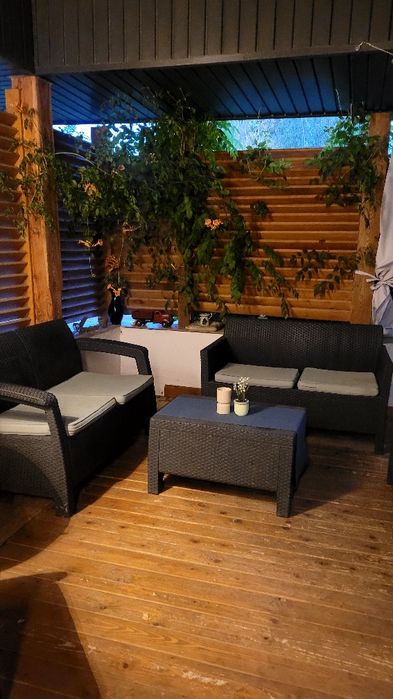 Duży dom w Smugach pod lasem