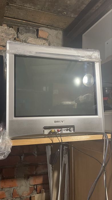 Продам Телевизор SONY KV-BZ21M71 старого образца