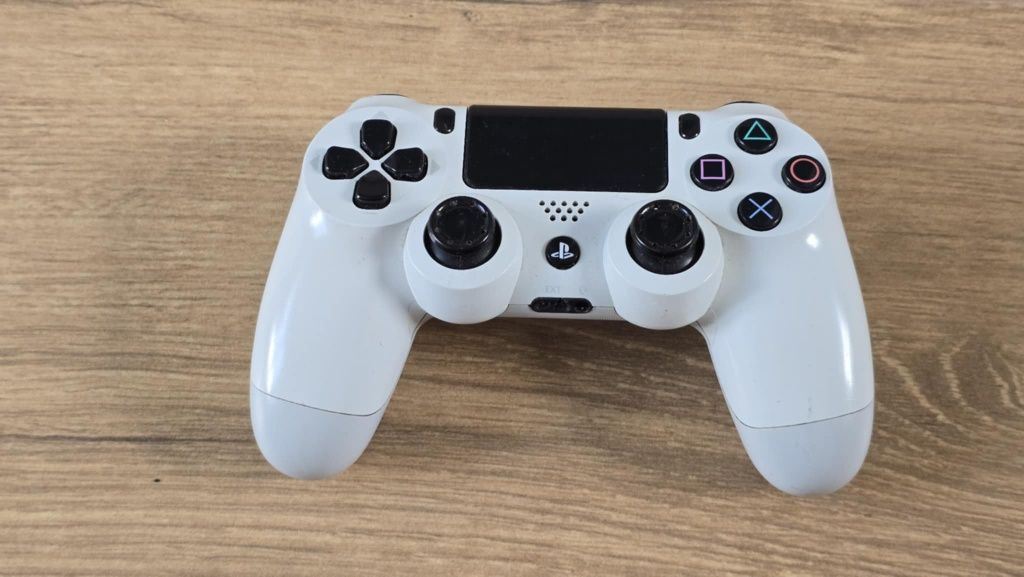 Oryginalny pad PS4 biały