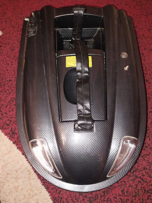 Короблик для рибалки Карбоат міні. терміново