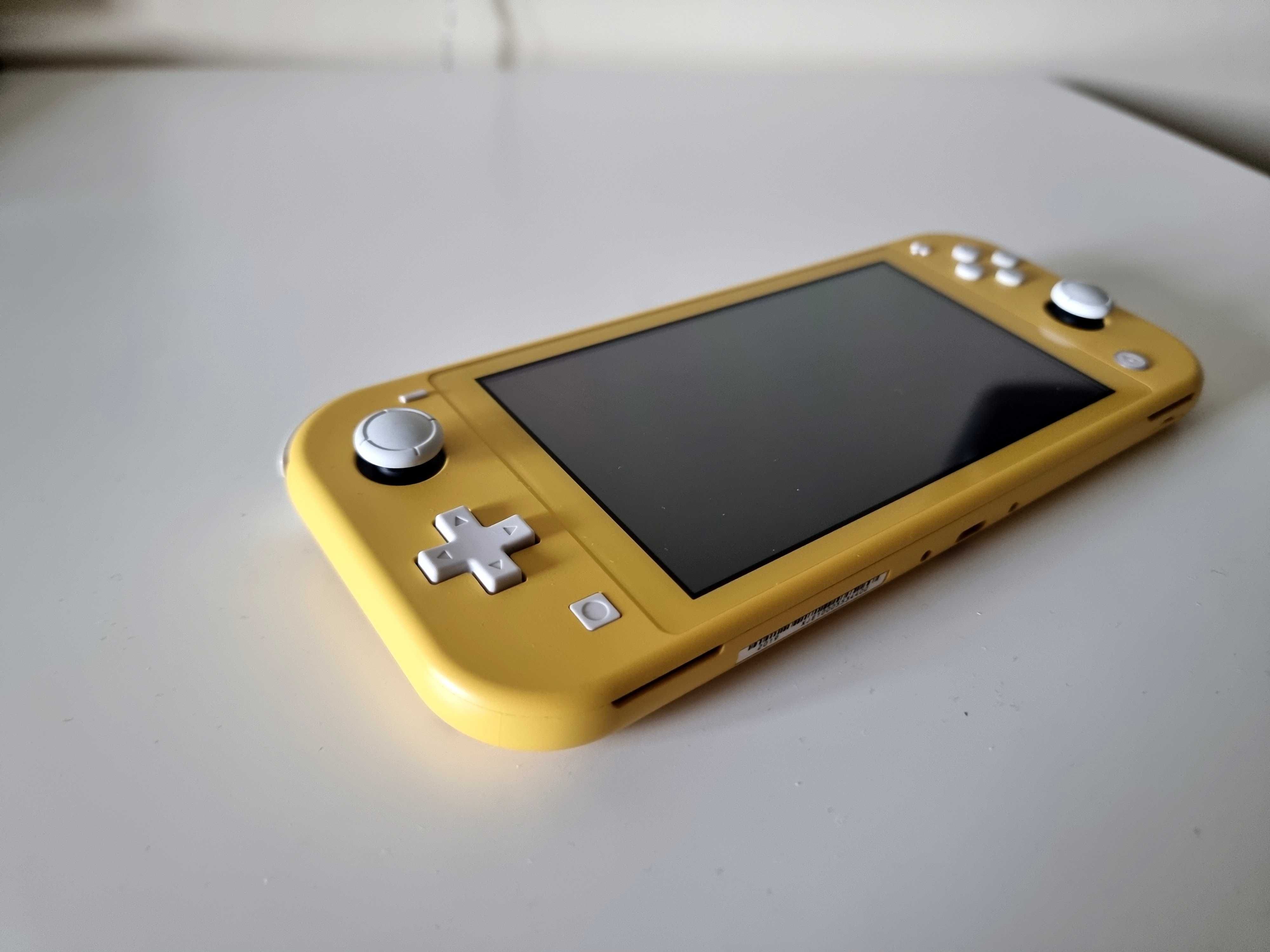 Konsola Nintendo Switch Lite komplet żółta
