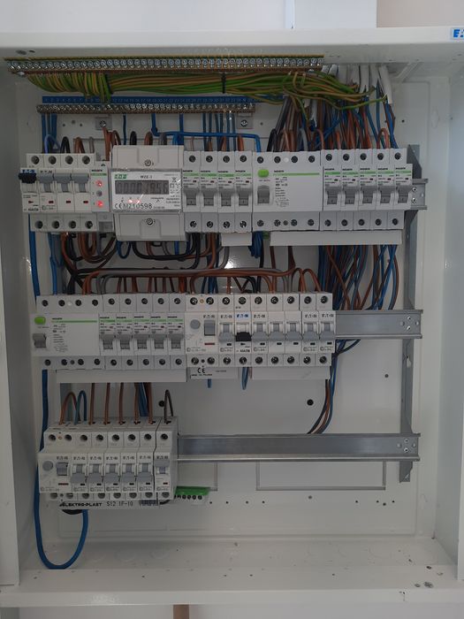 Usługi elektryczne, elektryk, Płock i okolice, woj. Mazowieckie 24h/7
