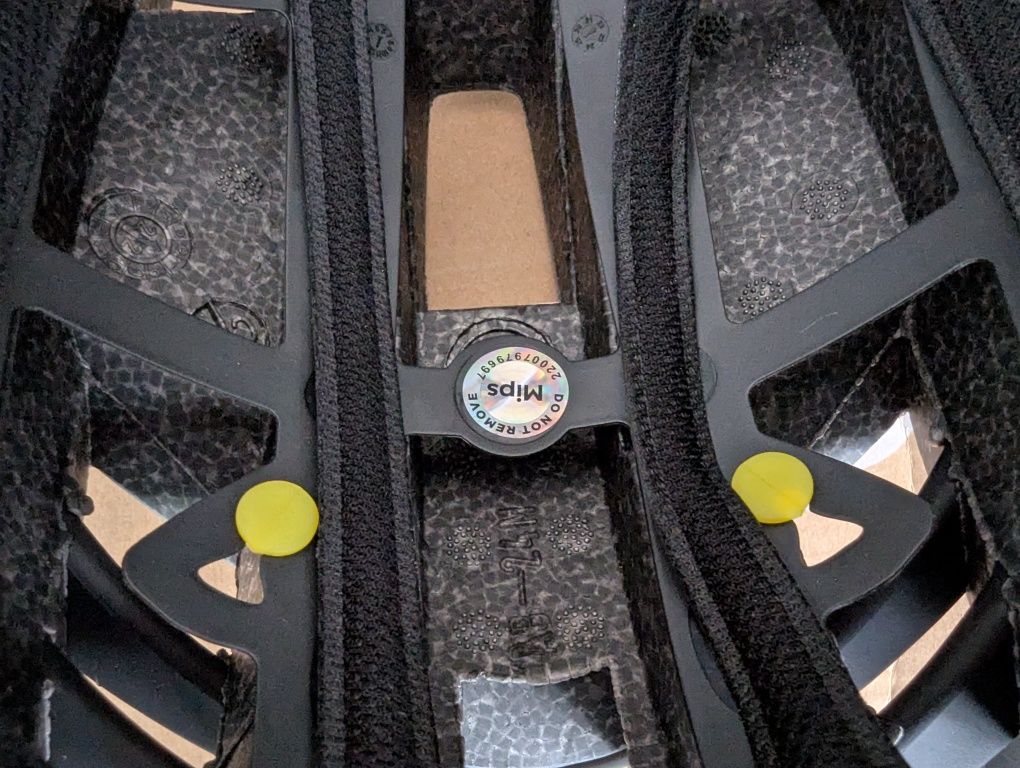 ABUS Cliffhanger Mips M Kask enduro trail
