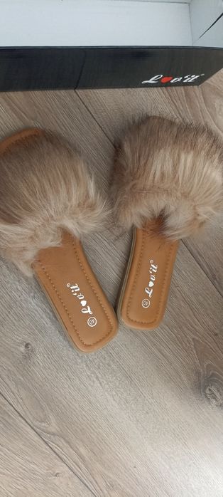 Klapki damskie letnie