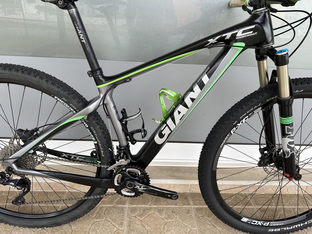 Bicicleta de BTT 29 - Carbono