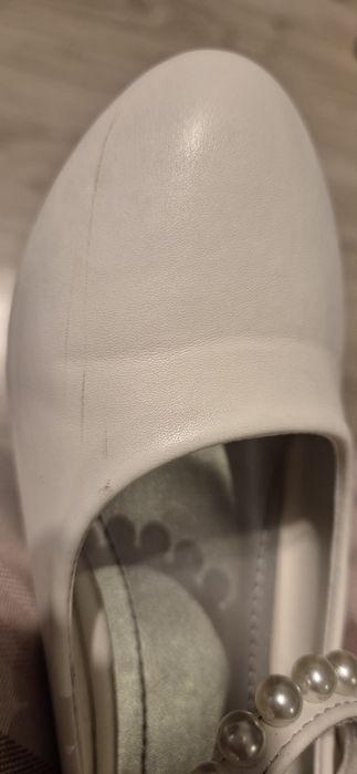 Buty białe komunijne z perełkami rozmiar 38