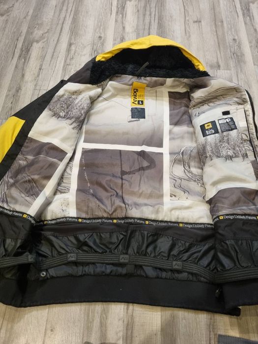 мужскую одежду  52 размер