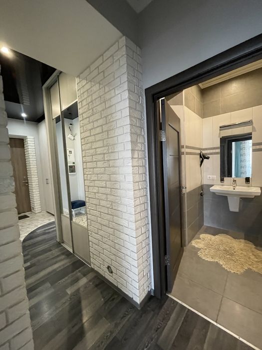 Квартира-студія люкс на пр Гагаріна