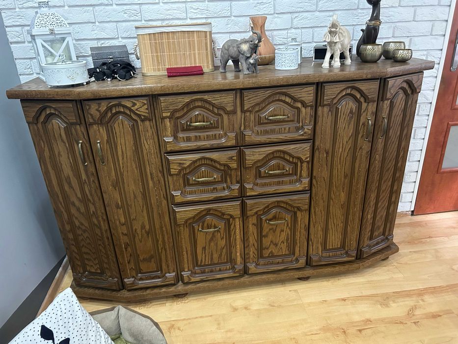 Duża dębowa komoda