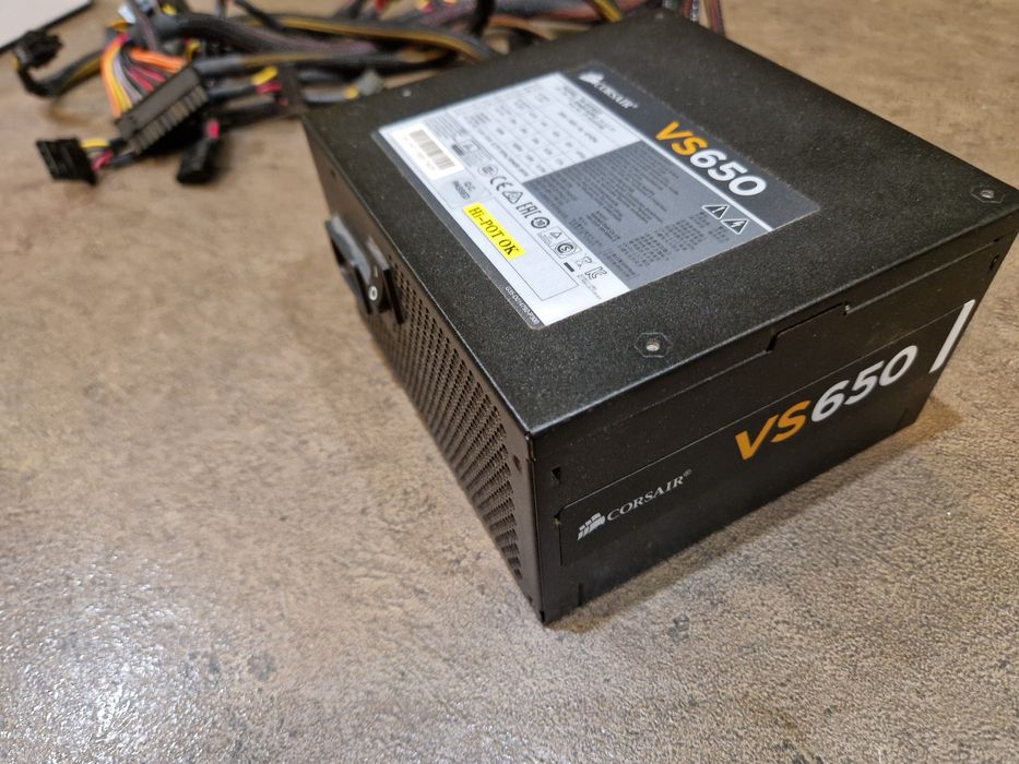Zasilacz Corsair VS650 650W
