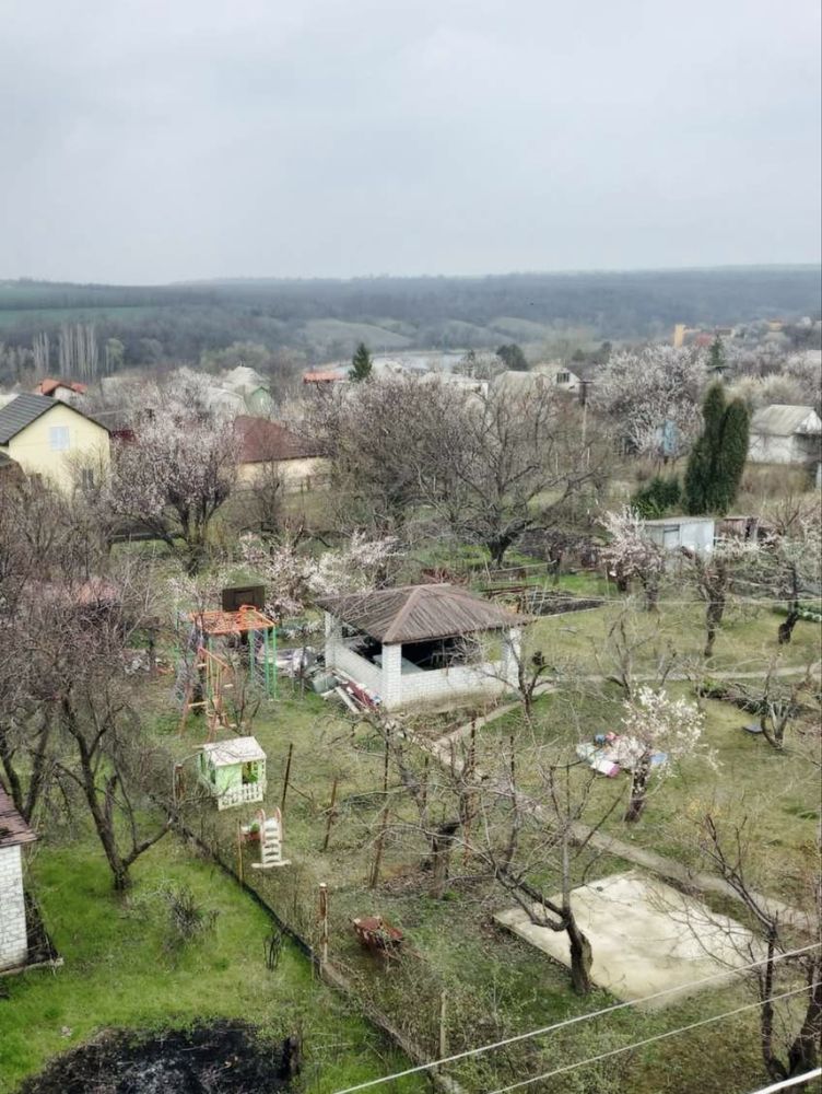 Будинок в дачному кооперативі