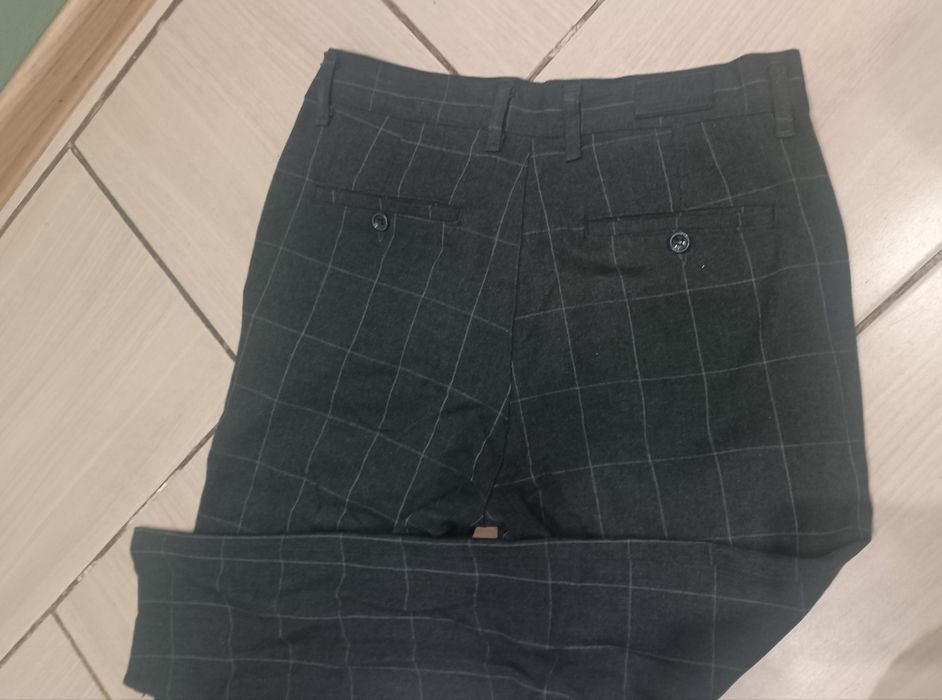 Класичні штани в клітинку