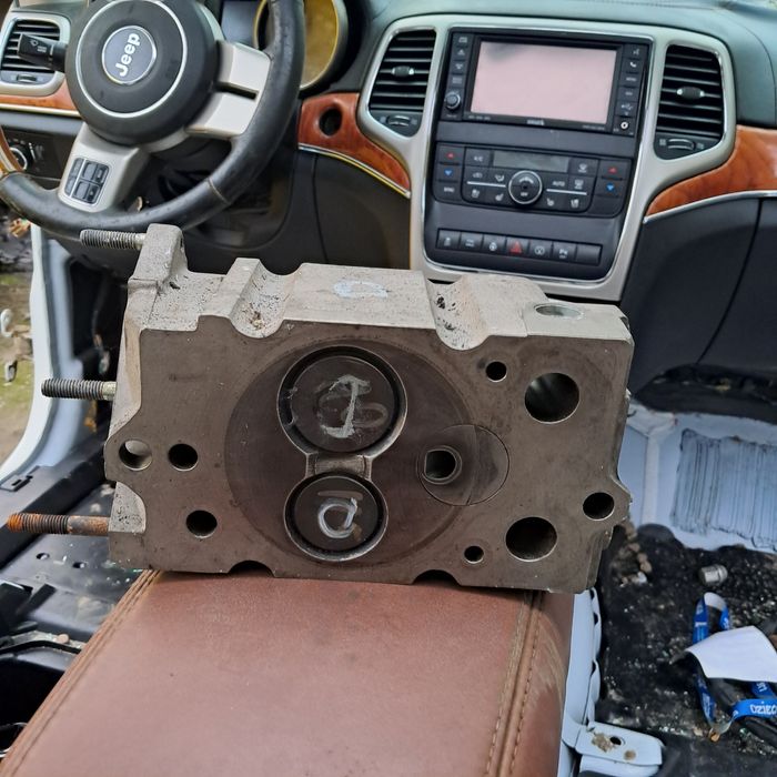 Głowica jeep Grand Cherokee xj 2.5