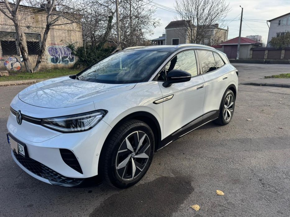 Продам практически новый VW ID 4