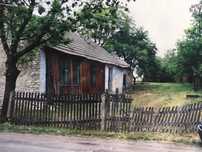 Działka budowlana z prądem, 2 km od ruin Zamku Mirów.