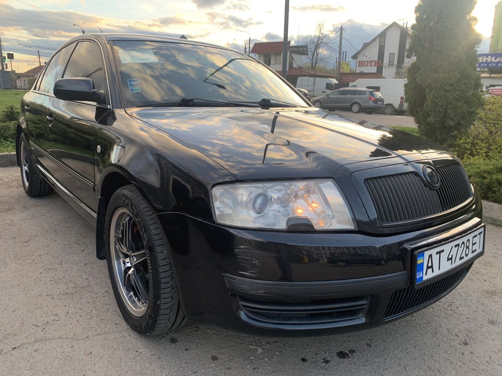 Skoda Шкода Superb 2005