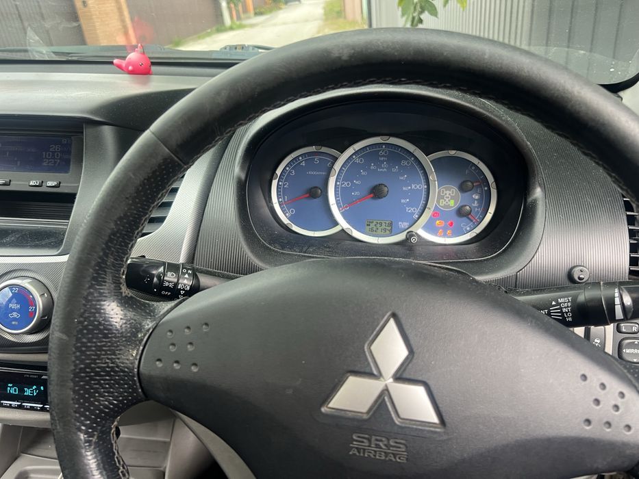 Продам /обменяю Mitsubishi l200