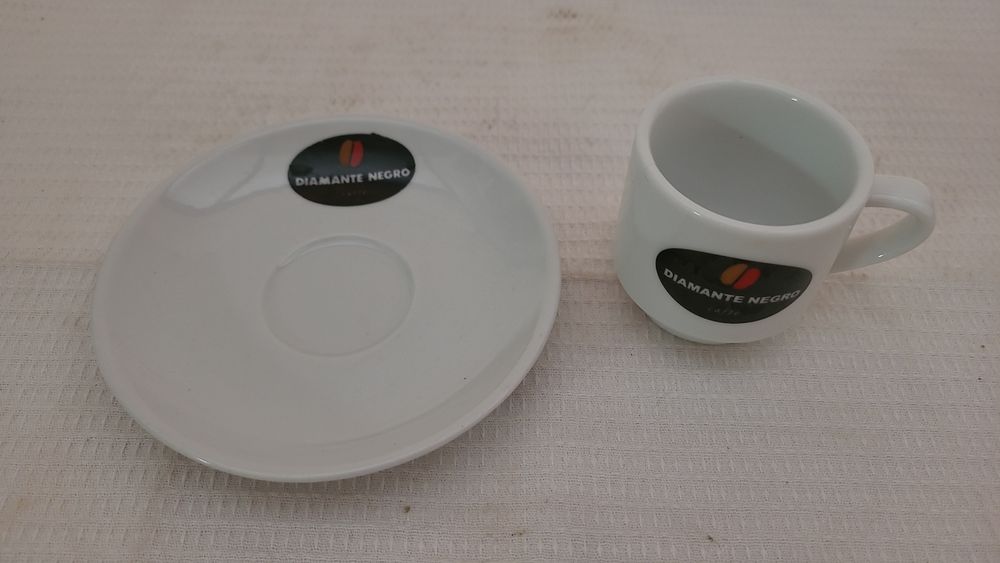 Chávenas de Café (marca Diamante Negro e Bricelta)