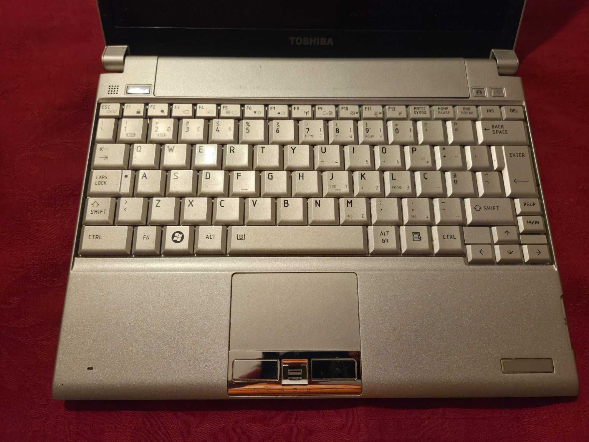 Portátil Toshiba Portege R600